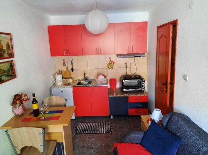 Apartman - Dragojlo Jović